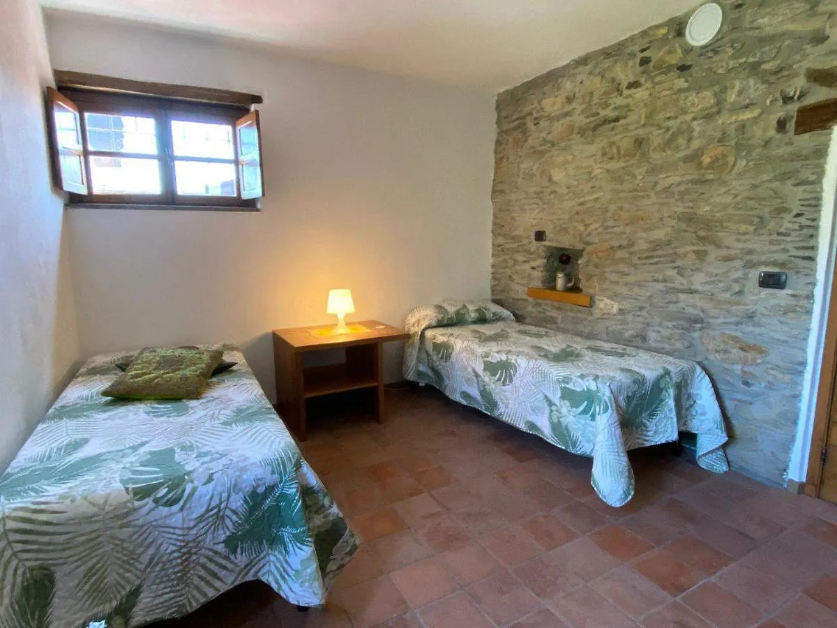 Mas Du Sciarmuntan Villa Tavole Italy